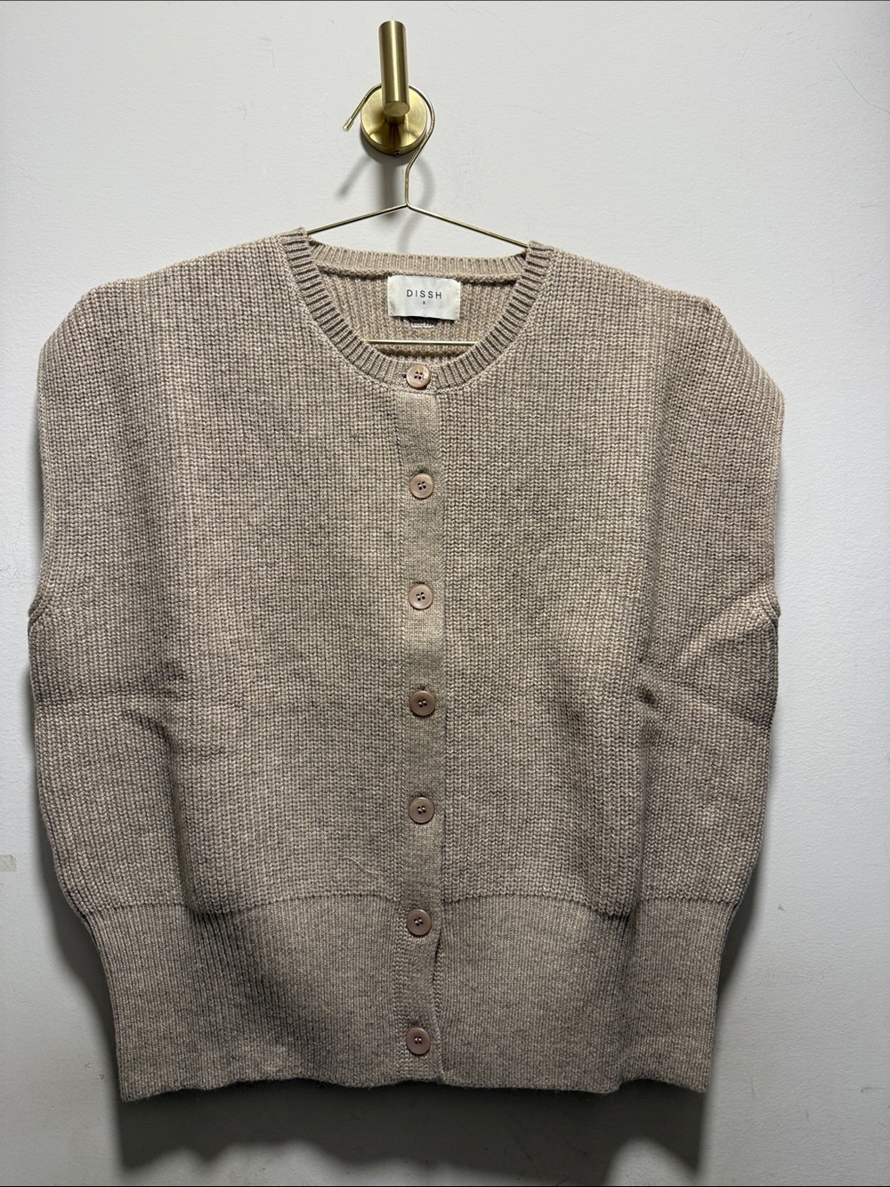 Dissh sweater